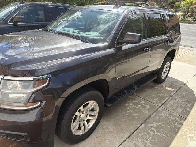 Photo of 2015 Gray Chevrolet Tahoe