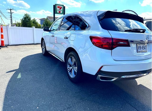Photo of 2020 White Acura MDX