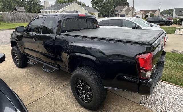 Photo of 2019 Black Toyota Tacoma
