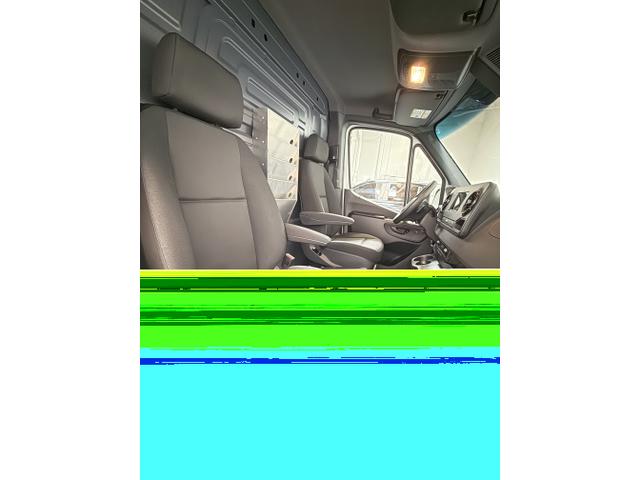 Photo of 2024 White Mercedes-Benz Sprinter 2500
