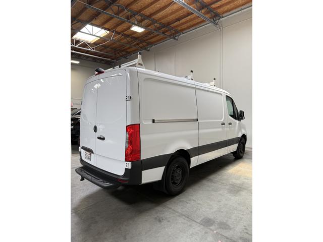 Photo of 2024 White Mercedes-Benz Sprinter 2500