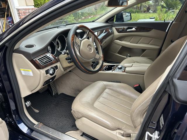 Photo of 2014 Blue Mercedes-Benz CLS-Class