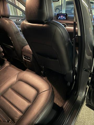 Photo of 2019 Gray Mazda CX-5