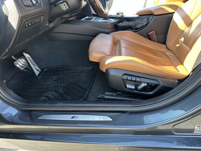 Photo of 2018 Gray BMW 330