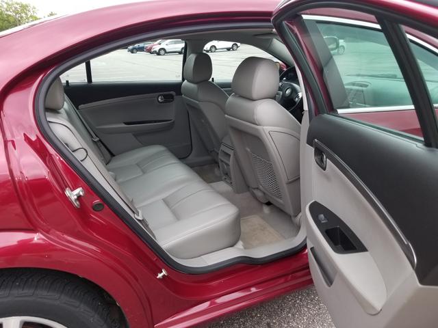 Photo of 2007 Red Saturn Aura