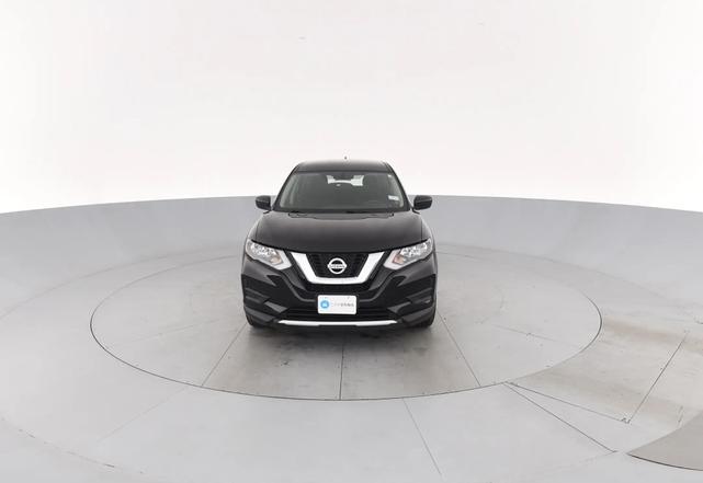 Photo of 2017 Black Nissan Rogue