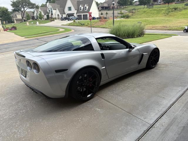 Photo of 2009 Silver Chevrolet Corvette