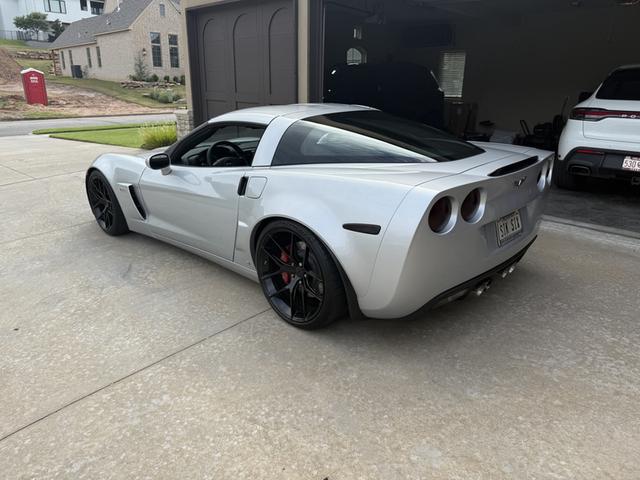Photo of 2009 Silver Chevrolet Corvette