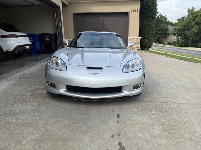 Photo of 2009 Silver Chevrolet Corvette