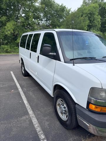 Photo of 2013 White Chevrolet Express 2500