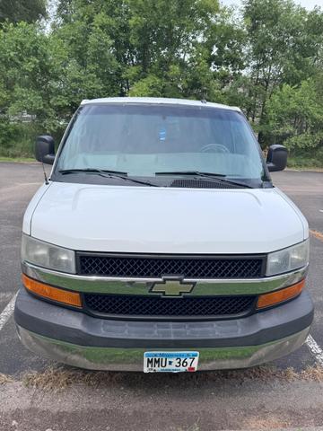 Photo of 2013 White Chevrolet Express 2500