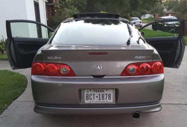 Photo of 2006 Gray Acura RSX