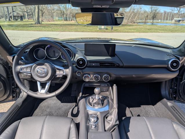 Photo of 2024 Gray Mazda MX-5 Miata