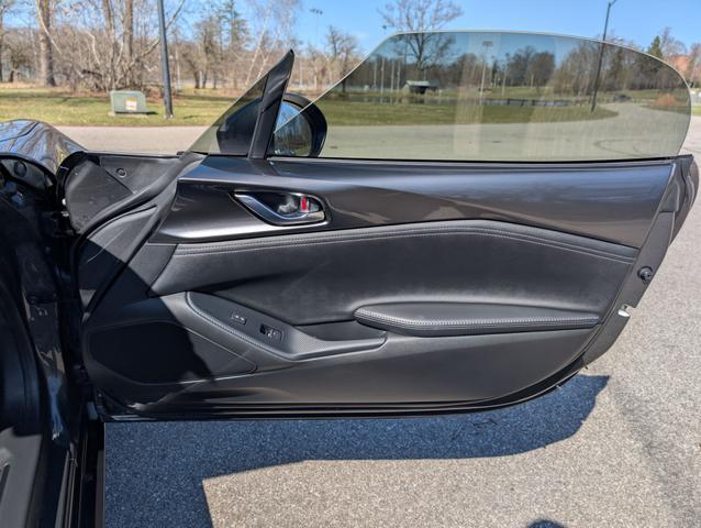 Photo of 2024 Gray Mazda MX-5 Miata
