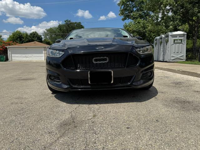 Photo of 2016 Black Ford Fusion