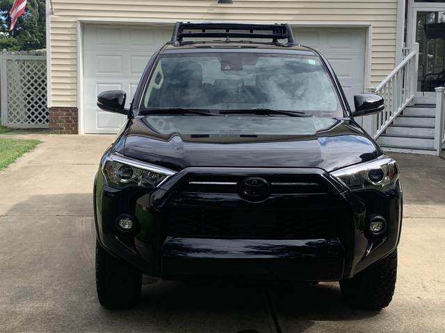 Photo of 2022 Black Toyota 4Runner