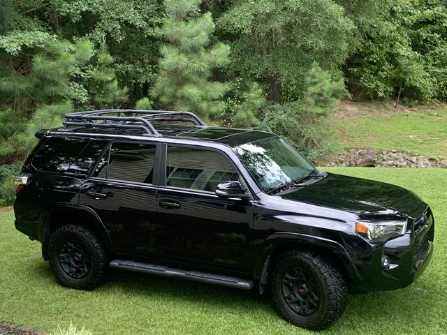 Photo of 2022 Black Toyota 4Runner