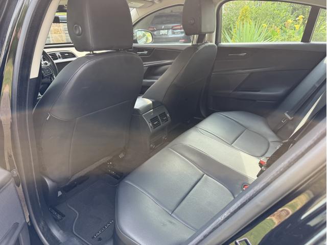 Photo of 2017 Black Jaguar XE