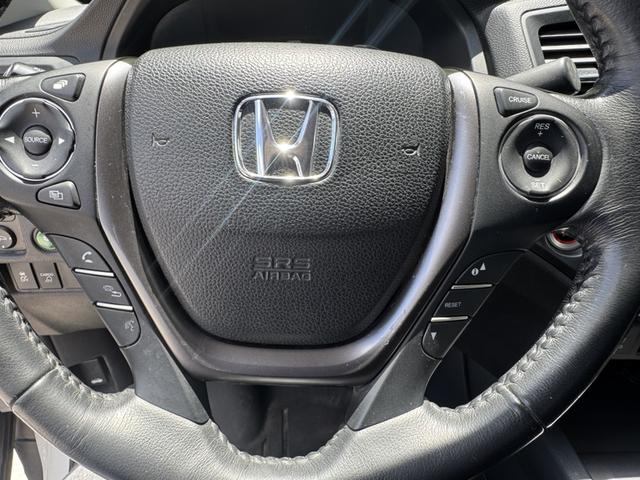 Photo of 2017 White Honda Ridgeline
