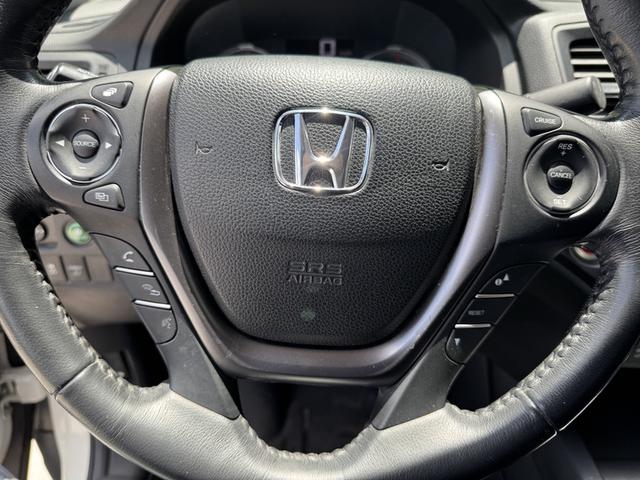 Photo of 2017 White Honda Ridgeline