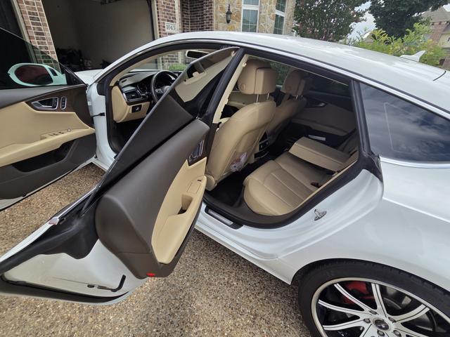 Photo of 2015 White Audi A7