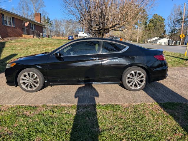 Photo of 2015 Black Honda Accord