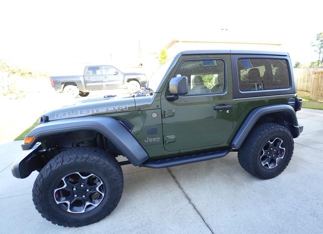 Photo of 2023 Green Jeep Wrangler