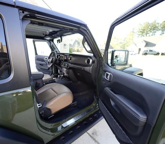 Photo of 2023 Green Jeep Wrangler