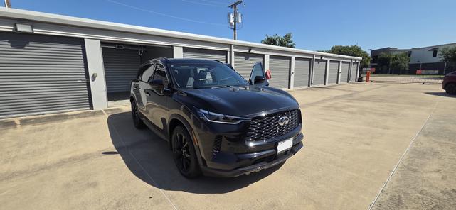 Photo of 2025 Black INFINITI QX60