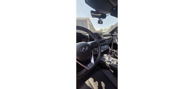 Photo of 2025 Black INFINITI QX60
