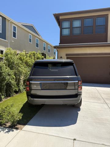 Photo of 2019 Gray Land Rover Range Rover