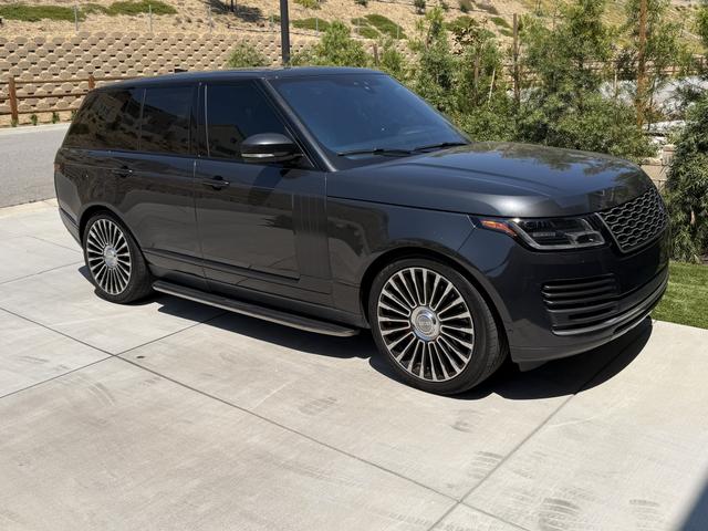 Photo of 2019 Gray Land Rover Range Rover