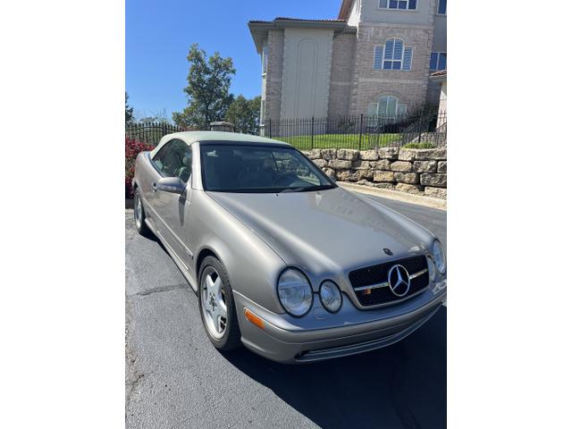 Photo of 2003 Gray Mercedes-Benz CLK-Class