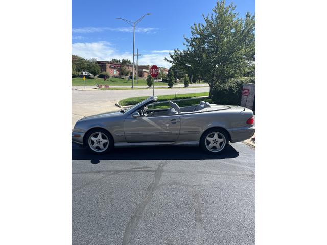 Photo of 2003 Gray Mercedes-Benz CLK-Class