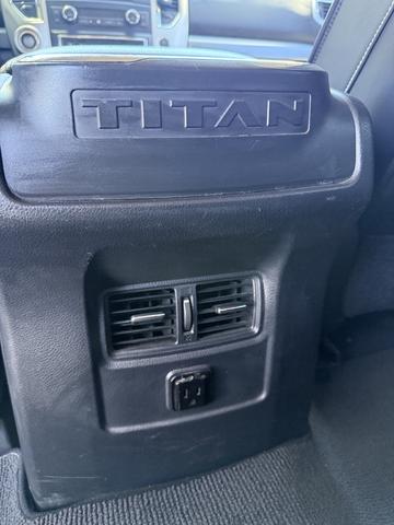 Photo of 2017 Black Nissan Titan