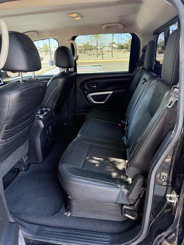 Photo of 2017 Black Nissan Titan