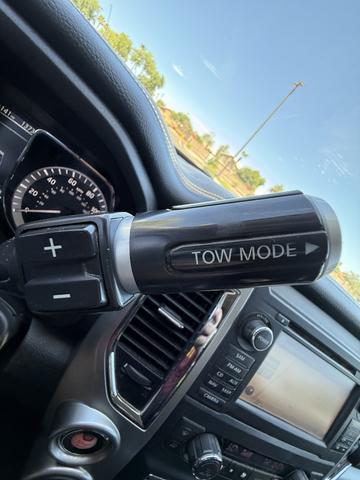 Photo of 2017 Black Nissan Titan