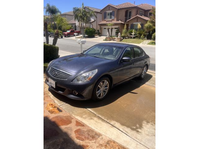 Photo of 2010 Blue INFINITI G37