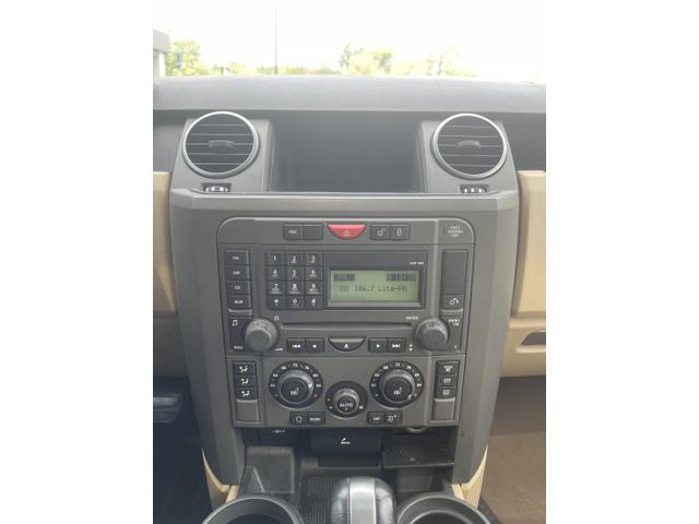 Photo of 2006 Silver Land Rover LR3