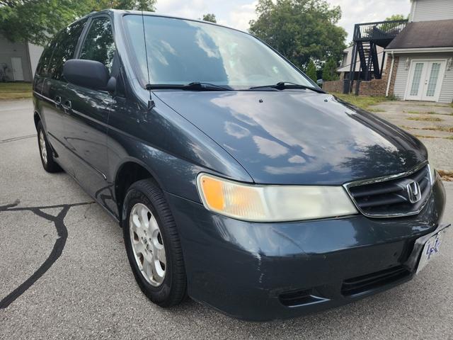 Photo of 2004 Green Honda Odyssey