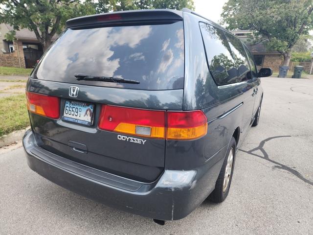 Photo of 2004 Green Honda Odyssey