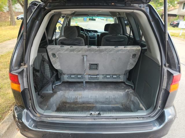 Photo of 2004 Green Honda Odyssey