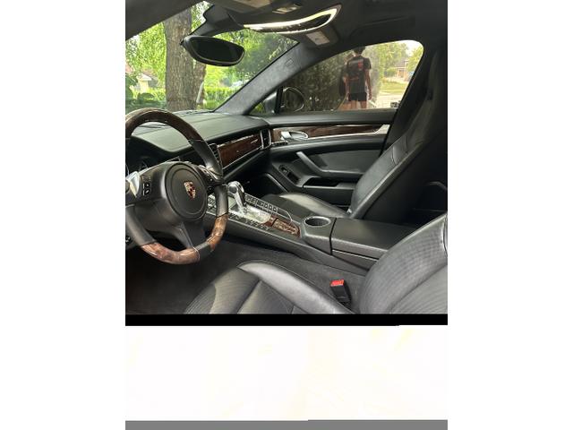 Photo of 2010 Gray Porsche Panamera