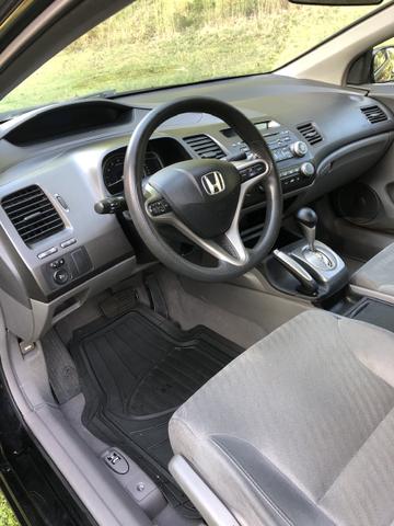 Photo of 2011 Black Honda Civic