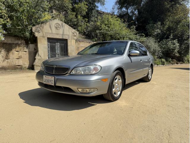 Photo of 2000 Gray INFINITI I30