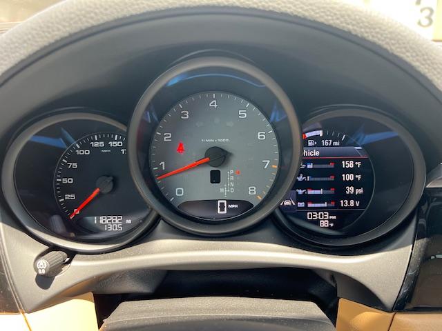 Photo of 2017 Black Porsche Macan