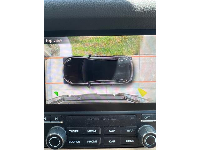 Photo of 2017 Black Porsche Macan