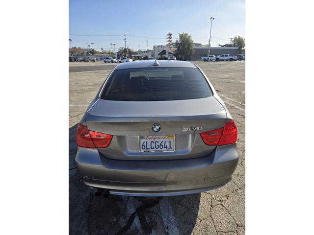 Photo of 2009 Silver BMW 328