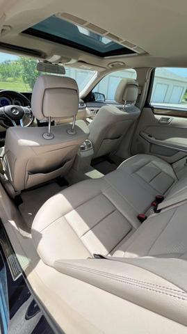 Photo of 2014 Blue Mercedes-Benz E-Class