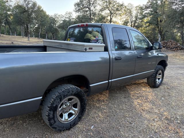 Photo of 2005 Gray Dodge Ram 1500